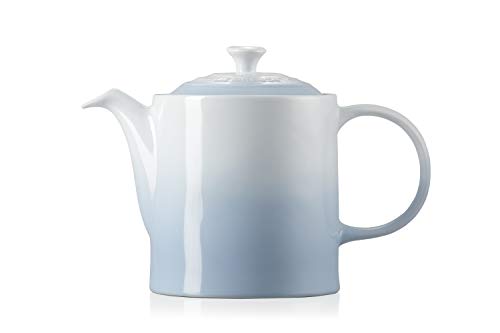 Le Creuset Hohe Kanne aus Steinzeug 1,3 Liter, Steinzeug, Coastal Blue, 70703134200000 im Sale