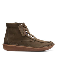 Thumbnail for Clarks Damen Funny Cedar Mode-Stiefel, Newness, EU im Sale