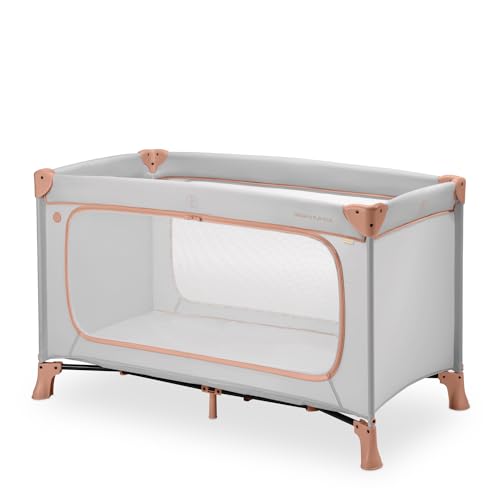 hauck Kinderreisebett Dream N Play Plus mit Transporttasche und Großen Schlupf zum Spielen, Klein Zusammenklappbar, Baby Reisebett Kleinkind ab Geburt bis 15 kg (Dusty Mint) im Sale