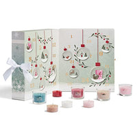 Thumbnail for Yankee Candle Buch-Adventskalender 2022 | Duftkerzen-Geschenkset | 12 gefüllte Votivkerzen, 12 Teelichter und 1 Teelichthalter | Snow Globe Wonderland Kollektion im Sale