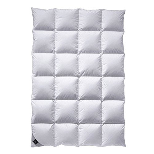 billerbeck Daunendecke | Nena | 135 x 200 cm | 100 % Daunen | Optimale Wärme- und Feuchtigkeitsregulierung | Allergiker geeignet | Wärmestufe warm