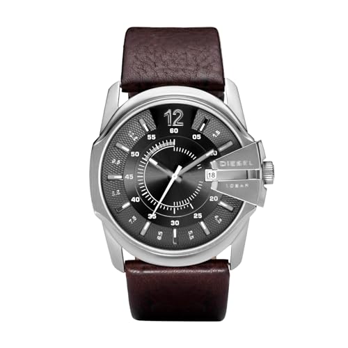 Diesel Herrenuhr Master Chief, Dreizeigeruhrwerk, 46mm Silber / Stahl Edelstahlgehäuse mit Lederarmband, DZ1206 im Sale