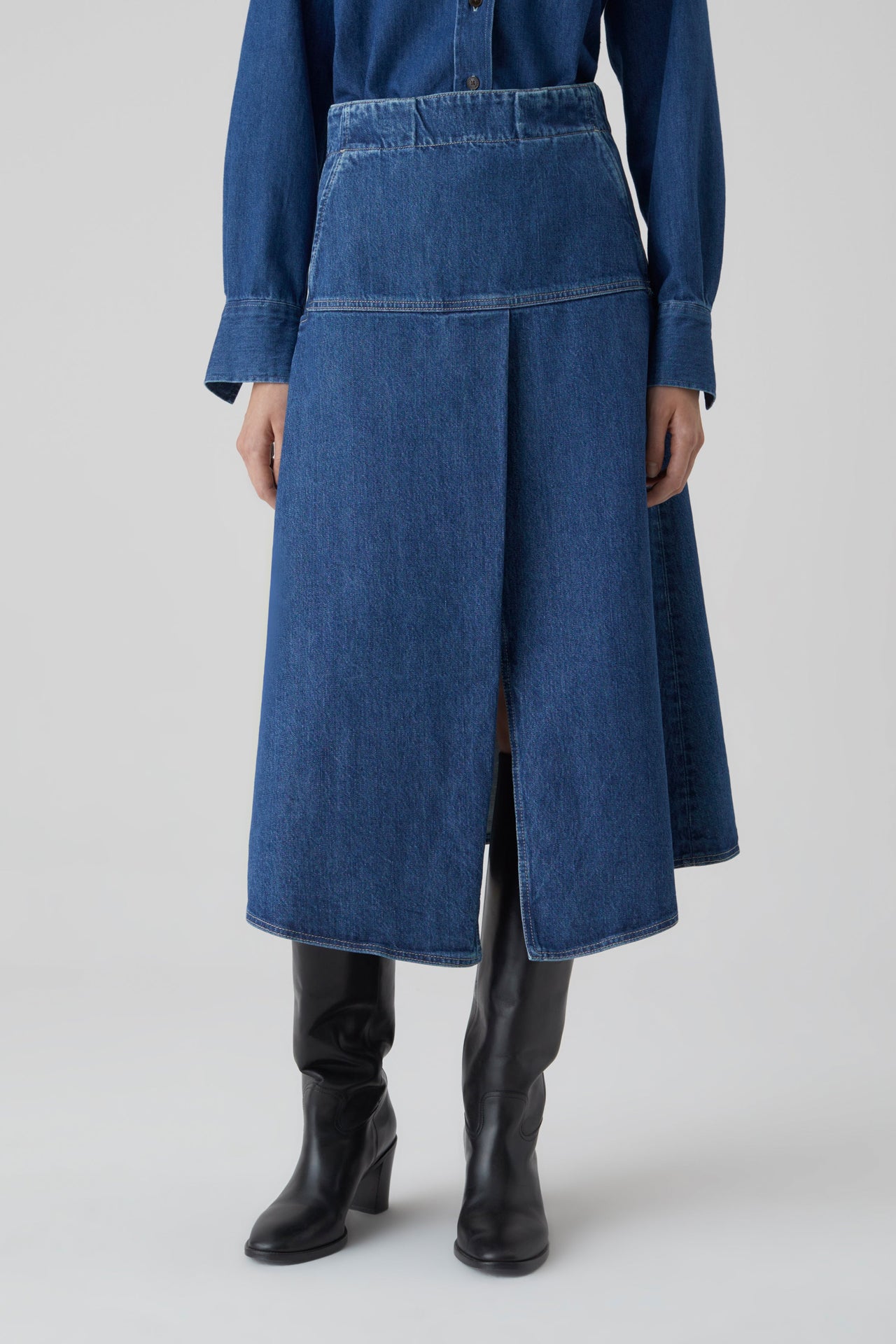 Closed LONG SKIRT im Sale