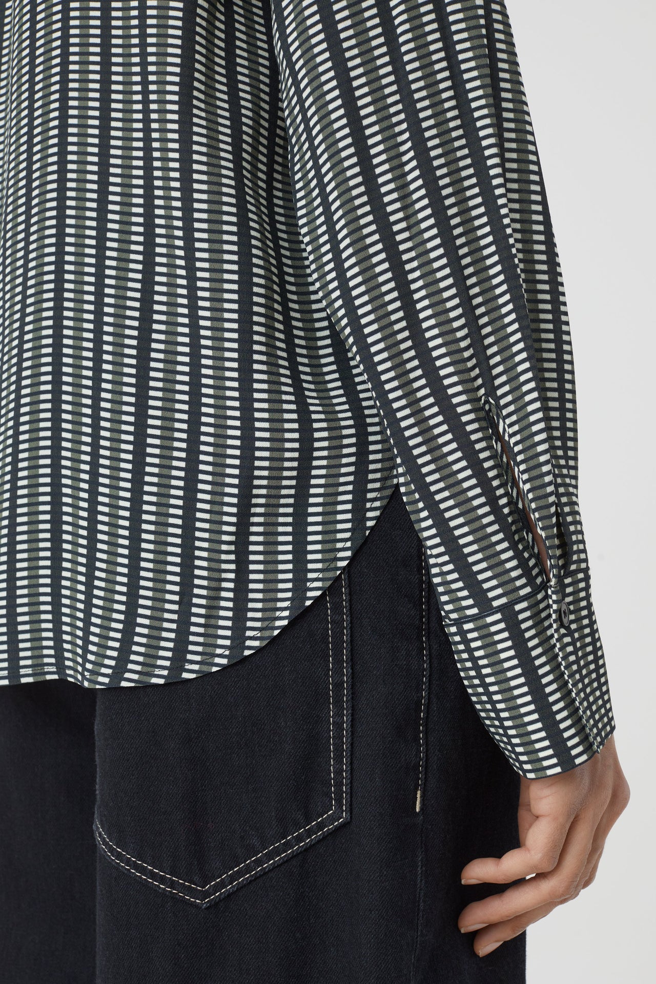 Closed VISCOSE CREPE BLOUSE on sale