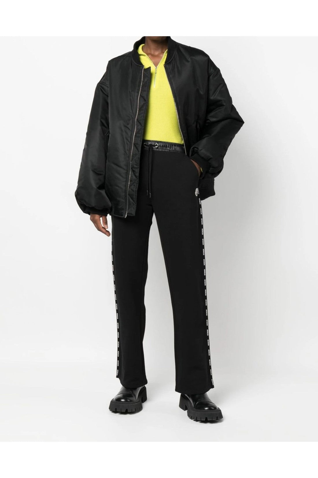Moncler Logo Trim Drawstring Track Pants im Sale